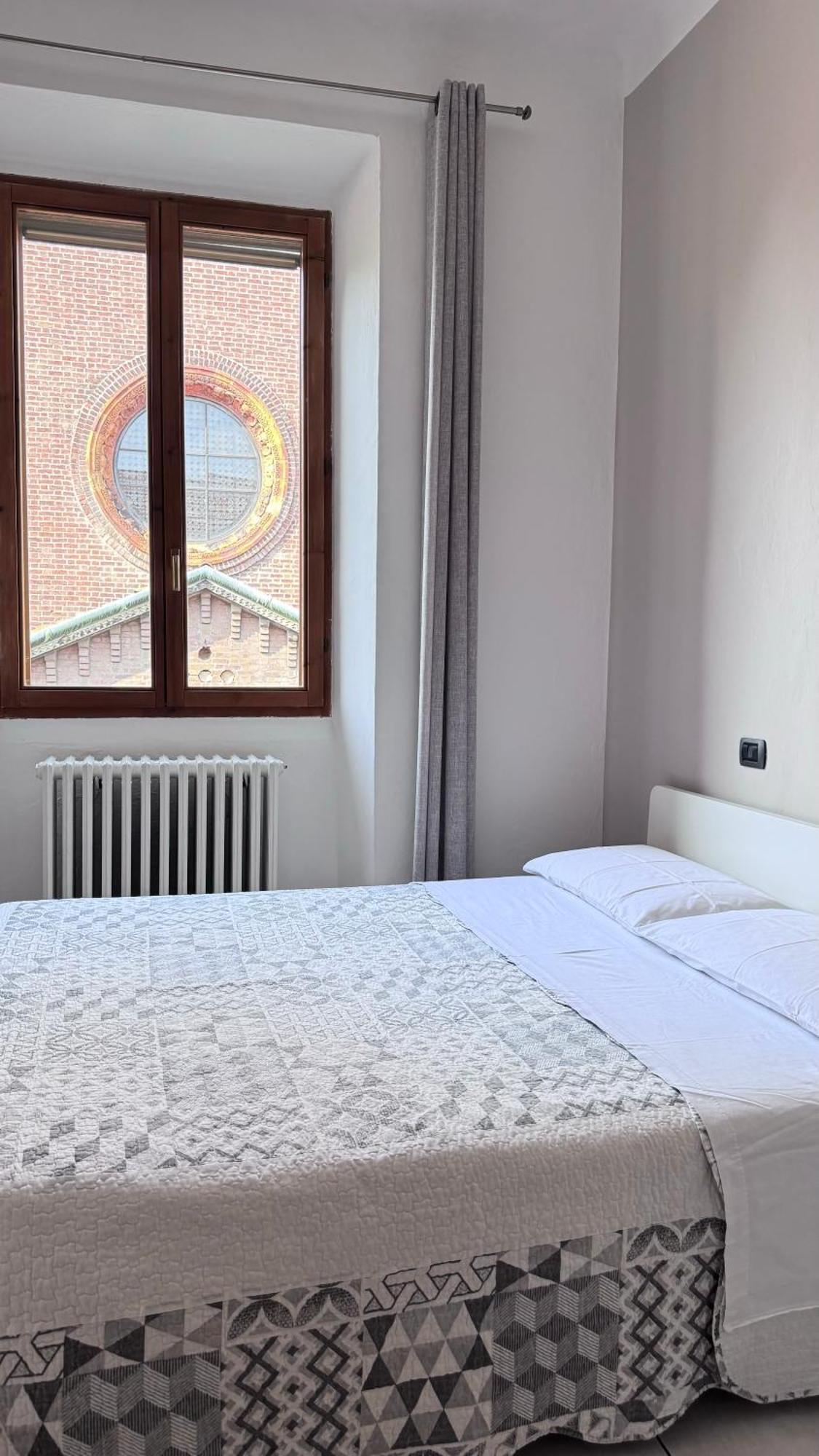 Sawasdee 37 Apartment Монца Екстериор снимка